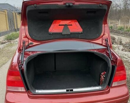 Червоний Фольксваген Бора, об'ємом двигуна 1.6 л та пробігом 280 тис. км за 4500 $, фото 6 на Automoto.ua