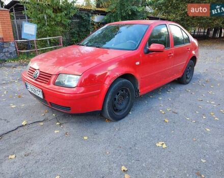 Красный Фольксваген Бора, объемом двигателя 1.6 л и пробегом 312 тыс. км за 2750 $, фото 3 на Automoto.ua