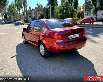 Красный Фольксваген Бора, объемом двигателя 1.6 л и пробегом 308 тыс. км за 3799 $, фото 1 на Automoto.ua