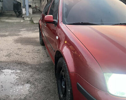 Красный Фольксваген Бора, объемом двигателя 1.4 л и пробегом 220 тыс. км за 3200 $, фото 3 на Automoto.ua