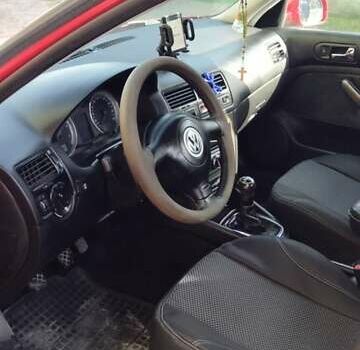 Красный Фольксваген Бора, объемом двигателя 1.6 л и пробегом 345 тыс. км за 4200 $, фото 10 на Automoto.ua