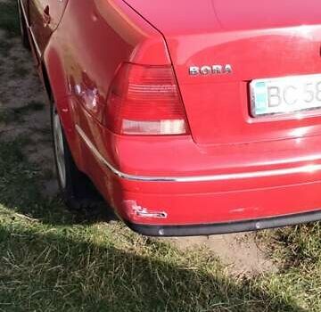 Красный Фольксваген Бора, объемом двигателя 1.6 л и пробегом 345 тыс. км за 4200 $, фото 7 на Automoto.ua