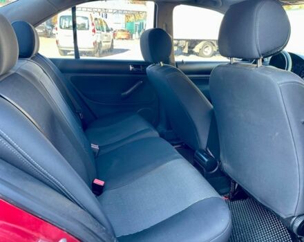 Красный Фольксваген Бора, объемом двигателя 1.6 л и пробегом 219 тыс. км за 3699 $, фото 4 на Automoto.ua