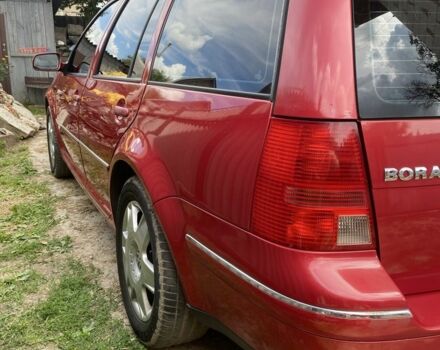 Красный Фольксваген Бора, объемом двигателя 2 л и пробегом 223 тыс. км за 5500 $, фото 2 на Automoto.ua