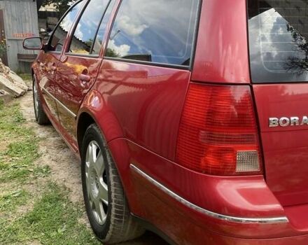 Красный Фольксваген Бора, объемом двигателя 2 л и пробегом 223 тыс. км за 5500 $, фото 2 на Automoto.ua