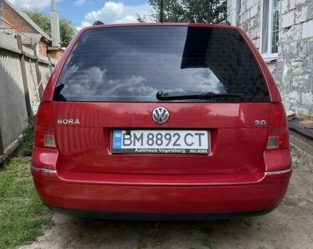 Красный Фольксваген Бора, объемом двигателя 2 л и пробегом 223 тыс. км за 5500 $, фото 3 на Automoto.ua