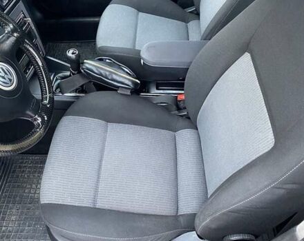 Красный Фольксваген Бора, объемом двигателя 2 л и пробегом 223 тыс. км за 5500 $, фото 9 на Automoto.ua