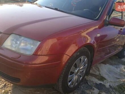 Фольксваген Бора 1998 в Трускавце на Automoto.ua Красный Фольксваген Бора, объемом двигателя 1.6 л и пробегом 294 тыс. км за 4200 $, фото 1 на Automoto.ua