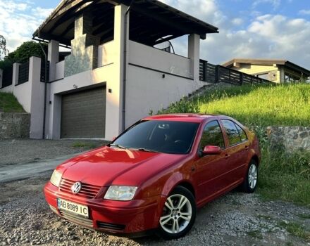 Красный Фольксваген Бора, объемом двигателя 1.6 л и пробегом 310 тыс. км за 4999 $, фото 1 на Automoto.ua