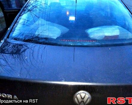 Фольксваген Бора, объемом двигателя 1.6 л и пробегом 0 тыс. км за 3200 $, фото 4 на Automoto.ua