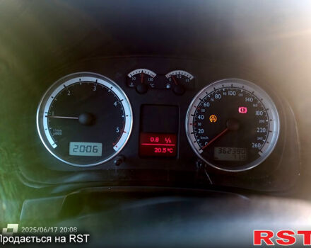 Фольксваген Бора, объемом двигателя 1.9 л и пробегом 360 тыс. км за 2450 $, фото 6 на Automoto.ua