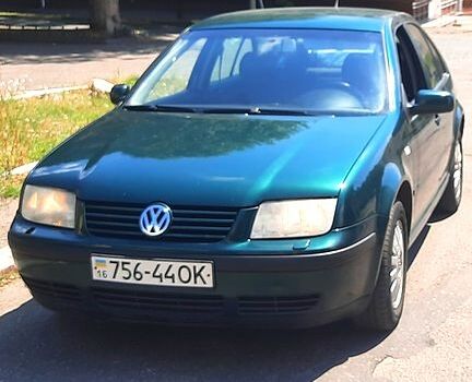 Фольксваген Бора, объемом двигателя 1.6 л и пробегом 170 тыс. км за 4500 $, фото 1 на Automoto.ua