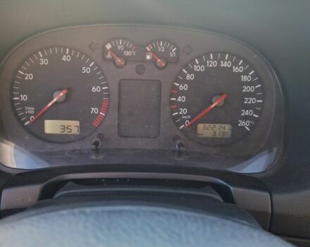 Серый Фольксваген Бора, объемом двигателя 1.6 л и пробегом 32 тыс. км за 4000 $, фото 6 на Automoto.ua