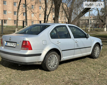 Сірий Фольксваген Бора, об'ємом двигуна 1.6 л та пробігом 190 тис. км за 4700 $, фото 2 на Automoto.ua