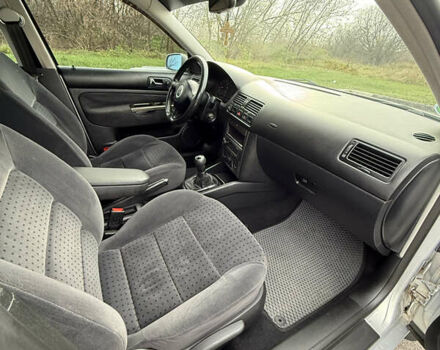 Серый Фольксваген Бора, объемом двигателя 1.6 л и пробегом 178 тыс. км за 5300 $, фото 43 на Automoto.ua