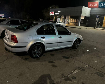 Серый Фольксваген Бора, объемом двигателя 1.6 л и пробегом 364 тыс. км за 4200 $, фото 2 на Automoto.ua