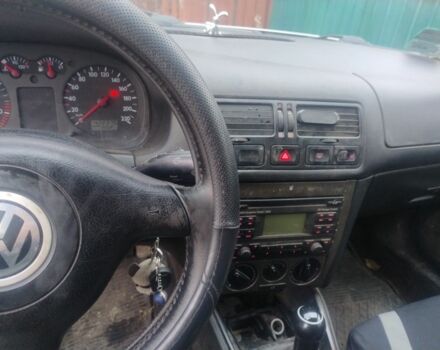 Серый Фольксваген Бора, объемом двигателя 1.9 л и пробегом 422 тыс. км за 2135 $, фото 5 на Automoto.ua