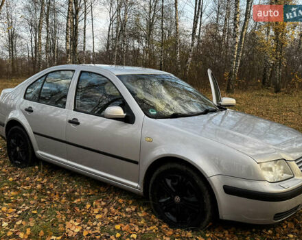 Серый Фольксваген Бора, объемом двигателя 1.6 л и пробегом 185 тыс. км за 5000 $, фото 1 на Automoto.ua