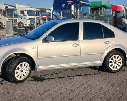 Сірий Фольксваген Бора, об'ємом двигуна 1.6 л та пробігом 380 тис. км за 3400 $, фото 4 на Automoto.ua