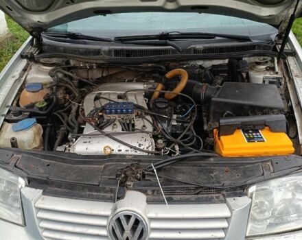 Серый Фольксваген Бора, объемом двигателя 2.3 л и пробегом 540 тыс. км за 1550 $, фото 6 на Automoto.ua