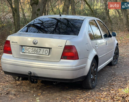 Серый Фольксваген Бора, объемом двигателя 1.9 л и пробегом 400 тыс. км за 2990 $, фото 4 на Automoto.ua