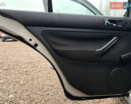 Серый Фольксваген Бора, объемом двигателя 1.6 л и пробегом 185 тыс. км за 4900 $, фото 11 на Automoto.ua