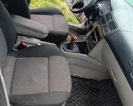 Серый Фольксваген Бора, объемом двигателя 2.3 л и пробегом 540 тыс. км за 1550 $, фото 2 на Automoto.ua