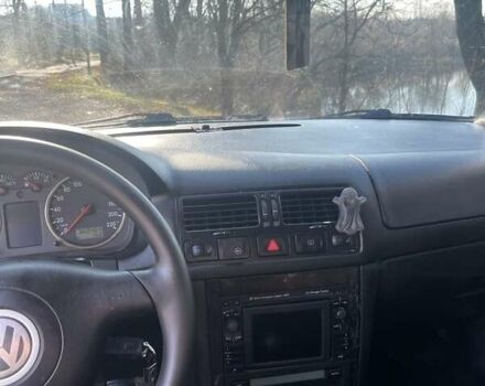 Сірий Фольксваген Бора, об'ємом двигуна 1.6 л та пробігом 360 тис. км за 3400 $, фото 12 на Automoto.ua