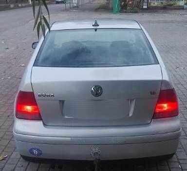 Сірий Фольксваген Бора, об'ємом двигуна 1.6 л та пробігом 310 тис. км за 3700 $, фото 2 на Automoto.ua