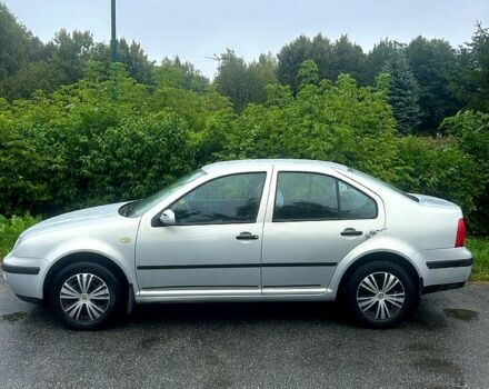 Серый Фольксваген Бора, объемом двигателя 1.6 л и пробегом 296 тыс. км за 3600 $, фото 4 на Automoto.ua