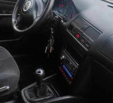 Сірий Фольксваген Бора, об'ємом двигуна 1.6 л та пробігом 310 тис. км за 3700 $, фото 6 на Automoto.ua