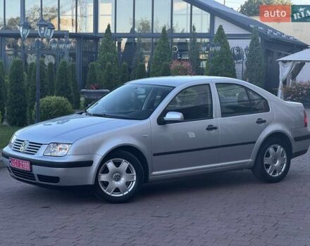 Серый Фольксваген Бора, объемом двигателя 1.6 л и пробегом 140 тыс. км за 4599 $, фото 2 на Automoto.ua