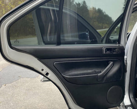 Серый Фольксваген Бора, объемом двигателя 1.9 л и пробегом 300 тыс. км за 4200 $, фото 5 на Automoto.ua