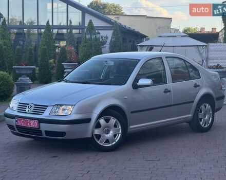 Серый Фольксваген Бора, объемом двигателя 1.6 л и пробегом 140 тыс. км за 4599 $, фото 1 на Automoto.ua