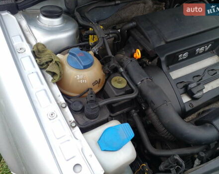 Сірий Фольксваген Бора, об'ємом двигуна 1.6 л та пробігом 198 тис. км за 4500 $, фото 7 на Automoto.ua