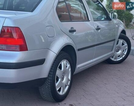 Серый Фольксваген Бора, объемом двигателя 1.6 л и пробегом 140 тыс. км за 4599 $, фото 41 на Automoto.ua