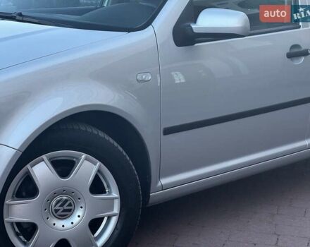 Серый Фольксваген Бора, объемом двигателя 1.6 л и пробегом 140 тыс. км за 4599 $, фото 12 на Automoto.ua