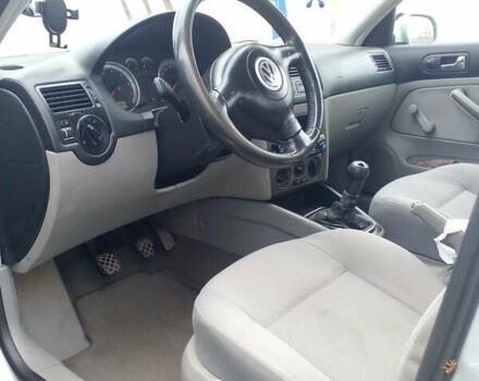 Сірий Фольксваген Бора, об'ємом двигуна 1.6 л та пробігом 198 тис. км за 4500 $, фото 4 на Automoto.ua