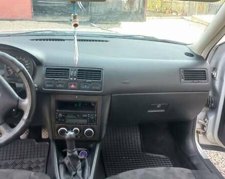 Серый Фольксваген Бора, объемом двигателя 1.6 л и пробегом 300 тыс. км за 3600 $, фото 2 на Automoto.ua