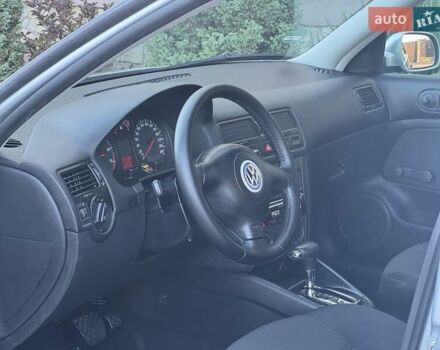 Серый Фольксваген Бора, объемом двигателя 1.6 л и пробегом 140 тыс. км за 4599 $, фото 63 на Automoto.ua