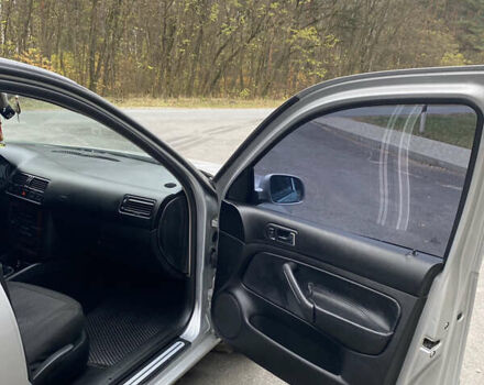 Серый Фольксваген Бора, объемом двигателя 1.9 л и пробегом 300 тыс. км за 4200 $, фото 9 на Automoto.ua