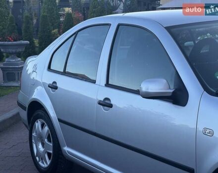 Серый Фольксваген Бора, объемом двигателя 1.6 л и пробегом 140 тыс. км за 4599 $, фото 24 на Automoto.ua