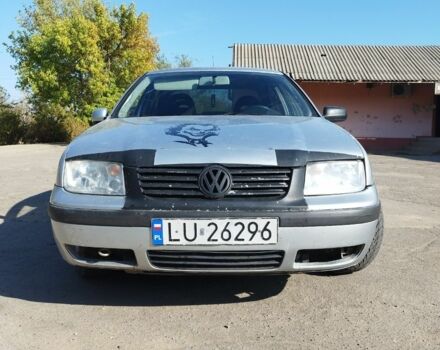 Серый Фольксваген Бора, объемом двигателя 1.6 л и пробегом 255 тыс. км за 1400 $, фото 1 на Automoto.ua