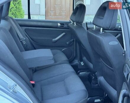 Серый Фольксваген Бора, объемом двигателя 1.6 л и пробегом 140 тыс. км за 4599 $, фото 93 на Automoto.ua