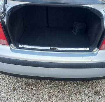 Серый Фольксваген Бора, объемом двигателя 1.6 л и пробегом 300 тыс. км за 3600 $, фото 8 на Automoto.ua