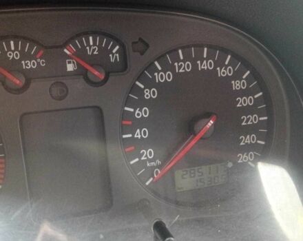 Сірий Фольксваген Бора, об'ємом двигуна 1.6 л та пробігом 285 тис. км за 3900 $, фото 5 на Automoto.ua