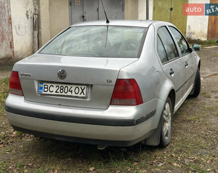Серый Фольксваген Бора, объемом двигателя 1.6 л и пробегом 220 тыс. км за 1650 $, фото 4 на Automoto.ua