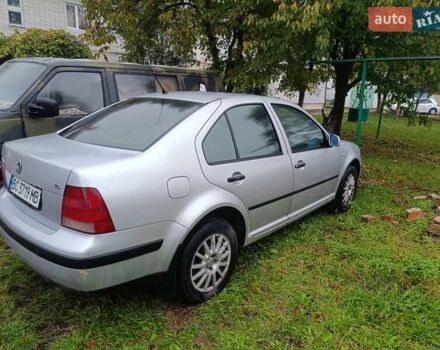 Серый Фольксваген Бора, объемом двигателя 1.6 л и пробегом 284 тыс. км за 3600 $, фото 2 на Automoto.ua