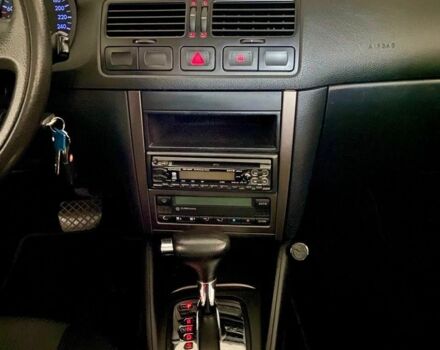 Сірий Фольксваген Бора, об'ємом двигуна 1.6 л та пробігом 115 тис. км за 4000 $, фото 1 на Automoto.ua