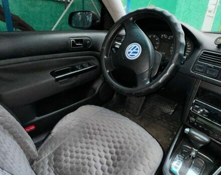 Серый Фольксваген Бора, объемом двигателя 1.6 л и пробегом 290 тыс. км за 3000 $, фото 7 на Automoto.ua